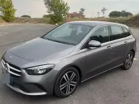 Usata Mercedes B180 116 CV (85 kW) 2022 Grigio Utilitaria