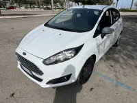 Usata Ford Fiesta Titanium 95 CV (69 kW) 2015 Bianco Utilitaria
