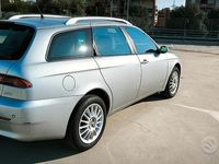 Usata Alfa Romeo 156 Business 116 CV (85 kW) 2005 Argento Station wagon