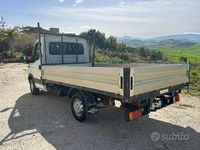 Usata Iveco Daily 96 CV (70 kW) 2005 Bianco