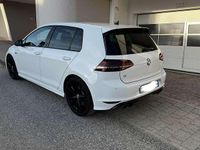 Usata VW Golf VII R 300 CV (220 kW) 2016 Bianco Utilitaria
