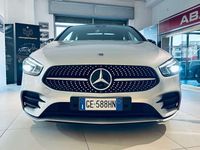 Usata Mercedes B200 Premium 150 CV (110 kW) 2021 Argento metallizzato Utilitaria