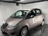 Usata Lancia Musa 77 CV (56 kW) 2011 Grigio Monovolume