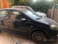 Usata Fiat Punto 69 CV (50 kW) 2011 Bluazzurro Utilitaria