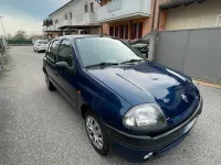 Usata Renault Clio 58 CV (42 kW) 1999 Blu Berlina