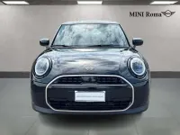 Usata Mini Cooper Favoured 156 CV (114 kW) 2024 Midnight black ii Utilitaria