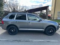 Usata Porsche Cayenne 340 CV (250 kW) 2006 Grigio SUV