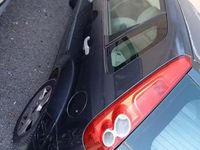 Second-hand Ford Fiesta 68 CP (50 kW) 2006 Gri Hatchback