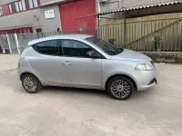 Usata Lancia Ypsilon Gold 95 CV (69 kW) 2014 Grigio Utilitaria