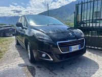 Usata Peugeot 5008 120 CV (88 kW) 2016 Nero Monovolume