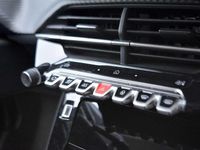 Usata Peugeot 208 Allure 101 CV (74 kW) 2025 Grigio Utilitaria