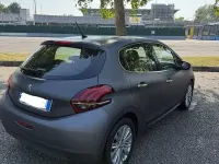Usata Peugeot 208 Allure 75 CV (55 kW) 2017 Grigio Utilitaria