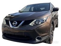 Usata Nissan Qashqai Tekna 110 CV (80 kW) 2016 Grigio(met.) SUV