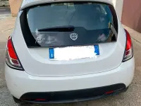Usata Lancia Ypsilon 69 CV (50 kW) 2011 Bianco Utilitaria