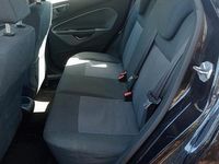 Usata Ford Fiesta 70 CV (51 kW) 2011 Nero Berlina