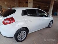 Usata Fiat Bravo 105 CV (77 kW) 2010 Bianco Utilitaria