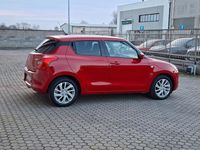 Usata Suzuki Swift Cool 83 CV (61 kW) 2021 Rosso Utilitaria