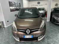 Käytetty Renault Scenic E-Tech XMOD 95 HP (69 kW) 2014 Ruskea Tila-auto
