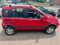 Usata Fiat Panda 4x4 Climbing 75 CV (55 kW) 2012 Rosso Utilitaria