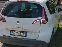 Usata Renault Scénic III XMOD 105 CV (77 kW) 2010 Bianco Monovolume