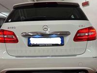 Usata Mercedes B180 Premium 116 CV (85 kW) 2013 Bianco Utilitaria