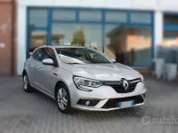 Usata Renault Mégane IV Business 116 CV (85 kW) 2020 Grigio Berlina