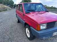 Usata Fiat Panda 4x4 48 CV (35 kW) 1985 Rosso Utilitaria