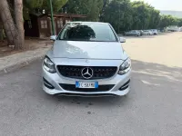 Usata Mercedes B180 Premium 109 CV (80 kW) 2016 Argento Utilitaria