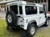 Gebraucht Land Rover Defender 122 PS (89 kW) 2010 Weiß SUV