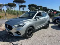 Usata MG ZS Luxury 111 CV (81 kW) 2023 Argento SUV