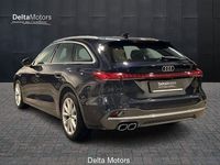 Usata Audi A5 Advanced 204 CV (150 kW) 2024 Blu scuro metallizzato Station wagon