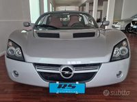 Usata Opel Speedster 147 CV (108 kW) 2002 Grigio Cabrio