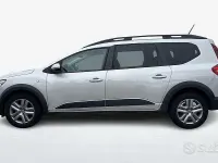 Usata Dacia Jogger Comfort 110 CV (80 kW) 2022 Gray Monovolume