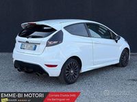Usata Ford Fiesta Titanium 90 CV (66 kW) 2009 Bianco Berlina