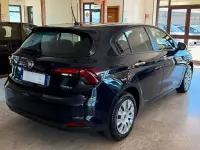 Usata Fiat Tipo Easy 120 CV (88 kW) 2018 Bluazzurro Berlina