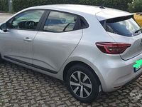 Usata Renault Clio V Equilibre 91 CV (66 kW) 2023 Grigio Utilitaria