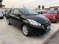 Usata Peugeot 208 Active 68 CV (50 kW) 2012 Nero Utilitaria