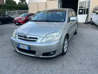Usata Toyota Corolla 90 CV (66 kW) 2006 Grigio Berlina
