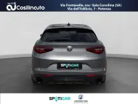 Usata Alfa Romeo Stelvio Executive 280 CV (205 kW) 2017 Grigio SUV