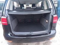 Usata VW Touran 105 CV (77 kW) 2011 Nero Monovolume