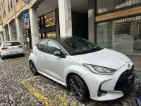 Usata Toyota Yaris Hybrid Sport 131 CV (96 kW) 2024 Berlina