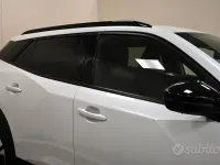 Usata Peugeot 2008 Active 101 CV (74 kW) 2023 Bianco SUV