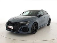Usata Audi RS3 Sportback Ambiente 400 CV (294 kW) 2024 Grigio kemora metallizzato Utilitaria