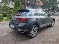 Usata VW T-Roc Advance 150 CV (110 kW) 2019 Grigio SUV