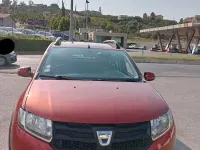 Usata Dacia Sandero Prestige 90 CV (66 kW) 2015 Rosso Berlina