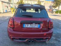 Begagnad Mini ONE 75 HK (55 kW) 2015 Röd Halvkombi