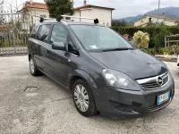 Usata Opel Zafira 150 CV (110 kW) 2012 Marrone Monovolume