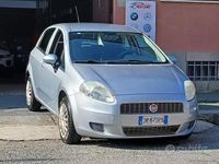 Usata Fiat Grande Punto Active 65 CV (47 kW) 2008 Grigio Utilitaria