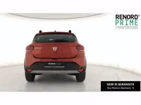 Usata Dacia Sandero Comfort 91 CV (66 kW) 2021 Rosso Berlina