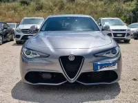 Usata Alfa Romeo Giulia 180 CV (132 kW) 2019 Grigio Berlina